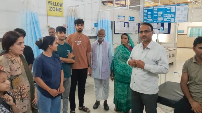 उज्जैन में कुत्ते के काटने से गाय की मौत, दूध पीने वाले परिवार के 10 सदस्यों ने लगवाए रैबीज के इंजेक्शन
