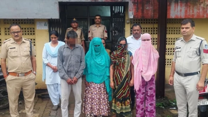 बोरी में भरकर ढाई साल बच्ची को सीधी ले गए, रीवा पुलिस ने षड्यंत्र पर पानी फेरा; 4 गिरफ्तार