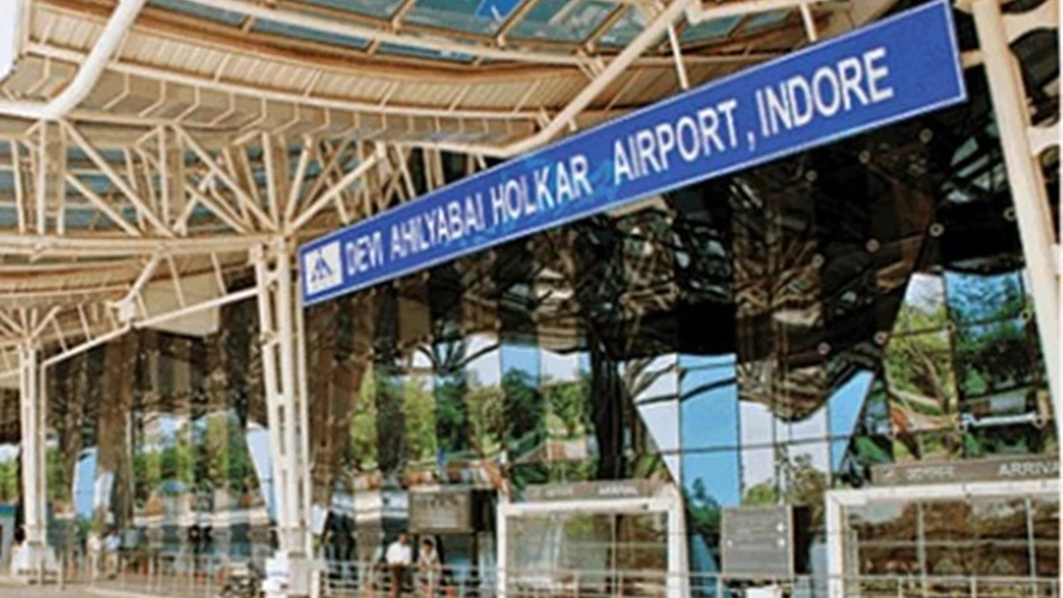 Indore Airport: हवाई यात्रियों के लिए 26 अक्टूबर से होगी विंटर सीजन की शुरुआत