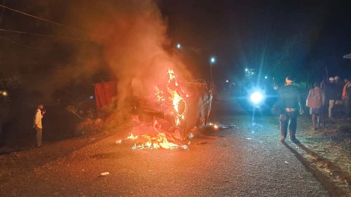 डिंडौरी में हिट एंड रन केस : गोपालपुर चौकी प्रभारी की वर्दी फाड़ी, दौड़ाकर पीटने पर भागकर बचाई जान