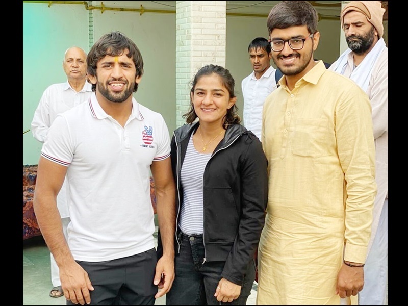 Wrestler Bajrang Punia engagement: Bajrang and Sangeeta ...