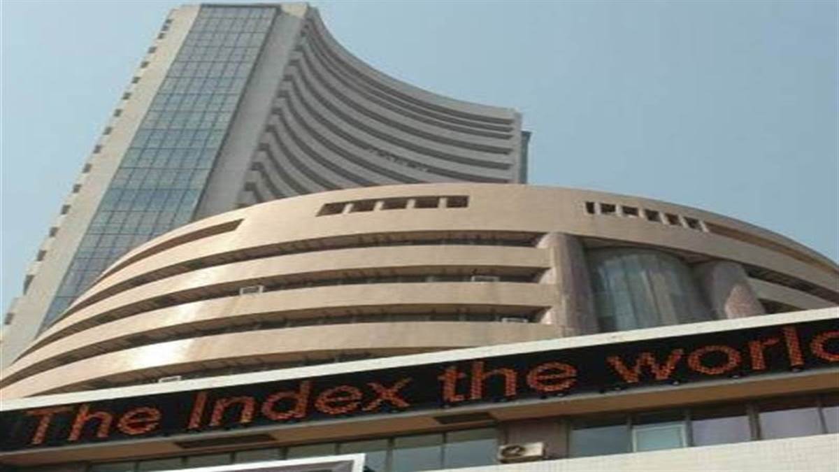 Stock Market India: बीएसई सेंसेक्स सूचकांक 62,272 के नए रिकॉर्ड उच्च स्तर पर