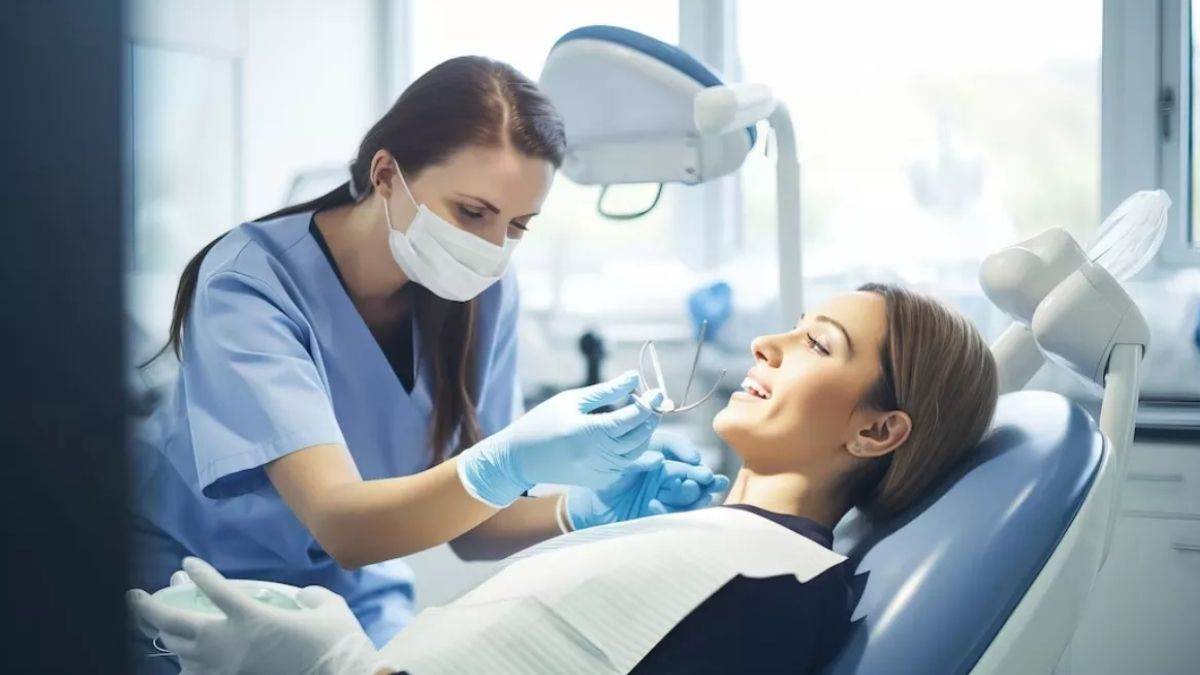 Dental Anxiety: आखिर क्या होती है डेंटल एंजायटी, पढ़ें इससे निपटने के तरीके