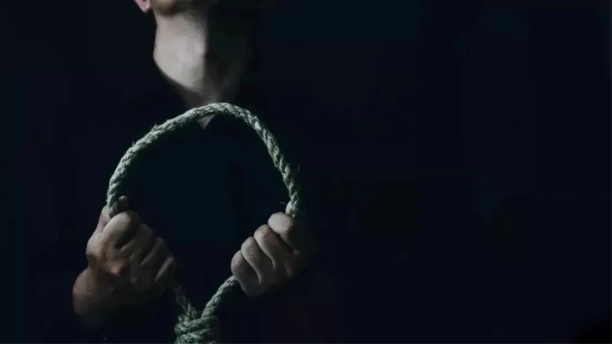 इंदौर : घर में चल रही थी शादी की तैयारी, युवक ने लगा ली फांसी, नहीं मिला सुसाइड नोट