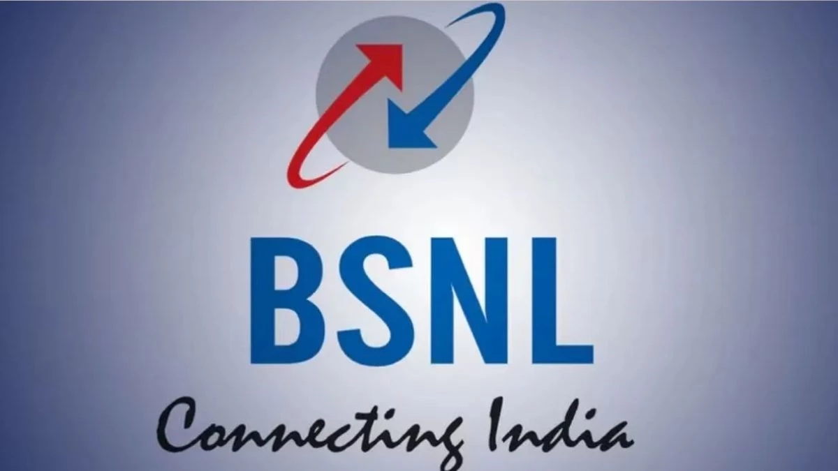 BSNL का क्रिसमस गिफ्ट... यूजर्स को मिलेगी 1 रुपये में 30 दिन की वैलिडिटी, अनलिमिटेड कॉलिंग और 2जीबी डेटा भी