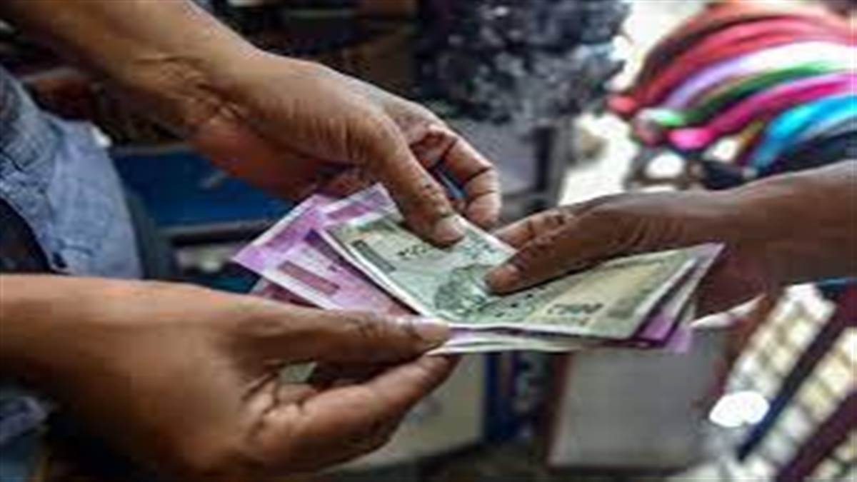 ई-केवाईसी: गैस एजेंसी में जबरदस्ती दे रहे पाइप और ले रहे पैसे