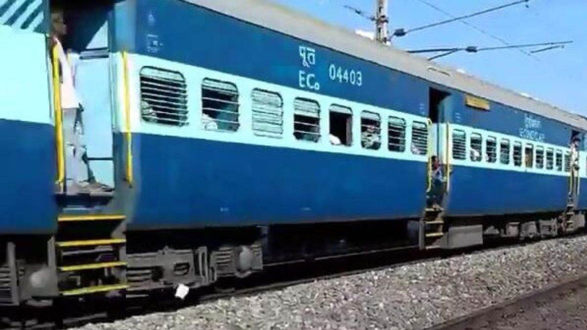 Railway update: सोलापुर रेल मंडल में दोहरीकरण का काम, दो ट्रेन रद और तीन परिवर्तित रूट से चलेगी