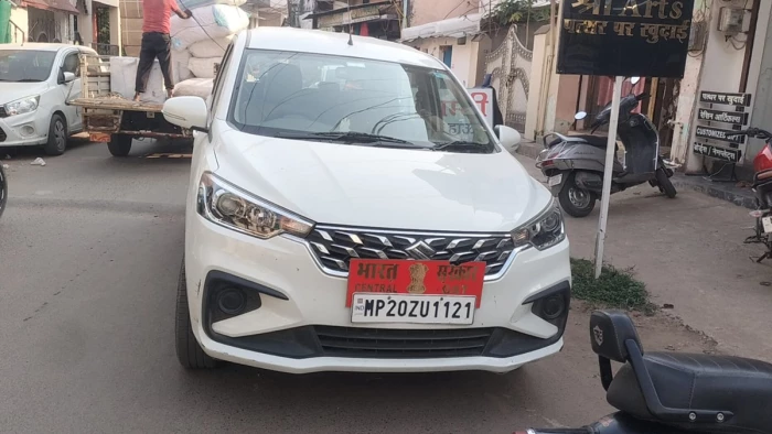 सेंट्रल जीएसटी की टीम ने बालाघाट के करणी ज्वलेर्स पर मारा छापा