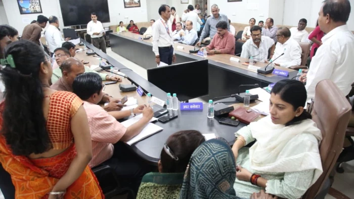 भोपाल में सीएम हेल्पलाइन की 'खानापूर्ति' उजागर, बिना जांच किए ही बंद कर दी शिकायत, ADM-SDM ने दिए जांच के आदेश