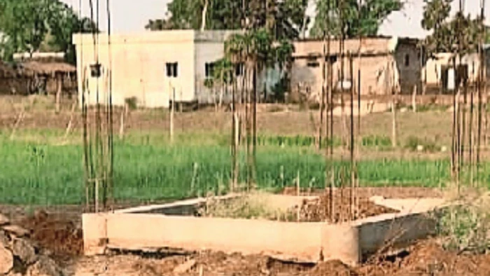 विदिशा में जल जीवन मिशन के नाम पर सिस्टम की 'जादूगरी', नलों से नहीं टपकी बूंद, पर पंचायतों को थमा दिए लाखों के बिजली बिल