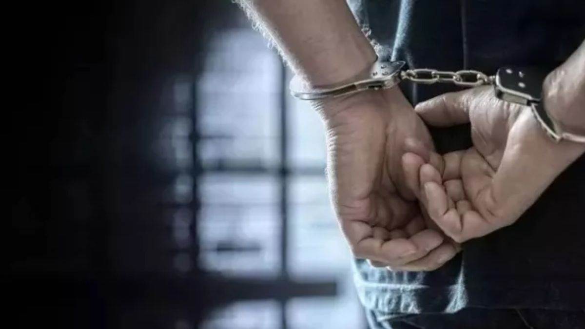 बाइक चोरी कर झाड़ियों में छिपाते थे, छह मोटरसाइकिलें जब्त; भिलाई में नाबालिग सहित पांच अरेस्ट