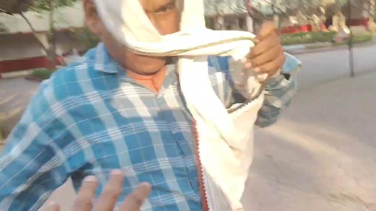 फर्जी अंकसूची से 10 साल नौकरी करने पर 3 साल की कैद की सजा, कोर्ट का फैसला आने पर मुंह छिपाता नजर आया छात्रावास अधीक्षक