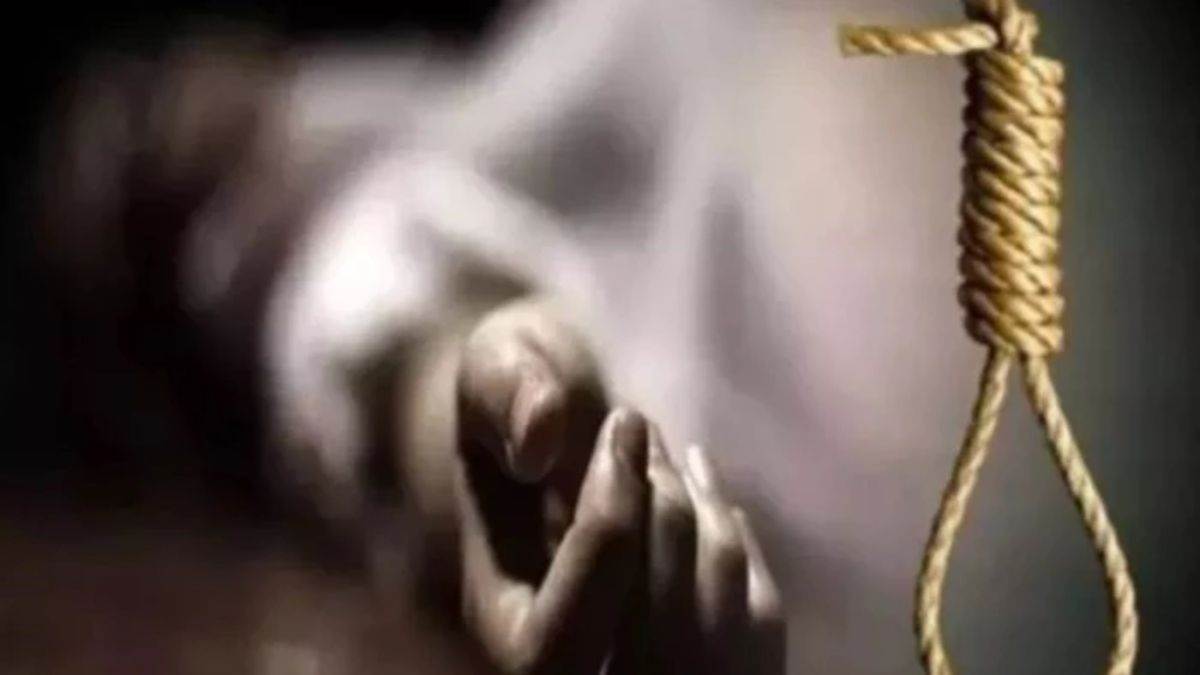 'आई एम सॉरी, लव यू मम्मी-पापा' कहकर राजगढ़ में शिक्षक के इकलौते बेटे ने दी जान, NEET की कर रहा था तैयारी