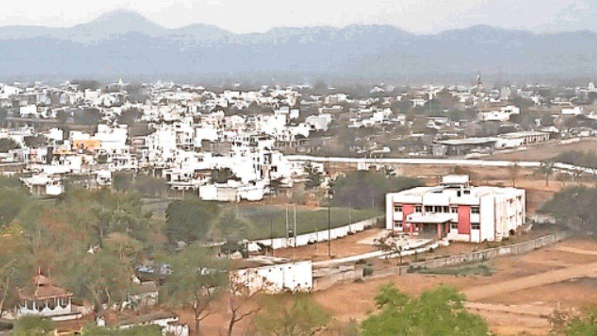 Barwani News: बड़वानी जिले को 25 साल बाद भी रेल लाइन की दरकार