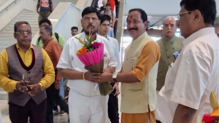 रामदास अठावले का राहुल गांधी पर तंज: विपक्ष में भविष्य उज्ज्वल, लेकिन जब तक मैं मोदी के साथ हूं, पीएम बनना असंभव