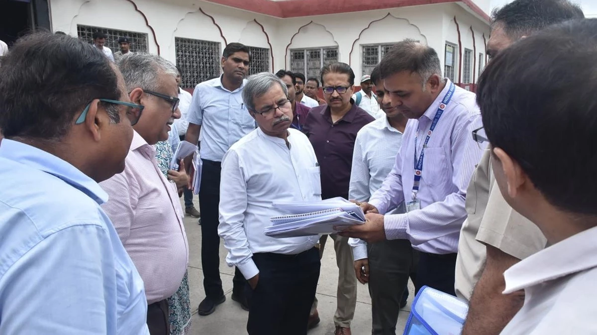 Ujjain News: उज्जैन सिंहस्थ 2028 में रेलवे स्टेशनों पर होगी एआई कैमरों से निगरानी