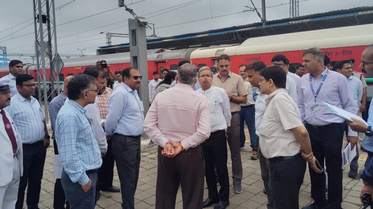 सिंहस्थ में ट्रेनों से एक करोड़ श्रद्धालुओं को लाने का लक्ष्य, रोज 100 ट्रेन चलाएगा रेलवे