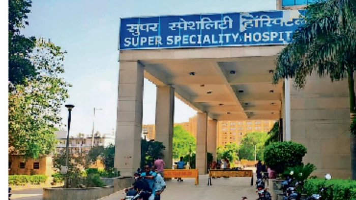 ग्वालियर के सुपर स्पेशियलिटी अस्पताल में जनरेटरों में तकनीकी दिक्कत, नहीं हो रहे बड़े ऑपरेशन