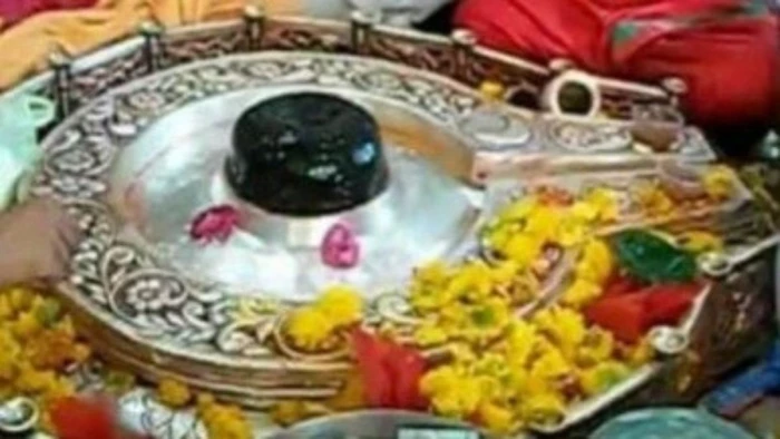 उज्जैन: डिजिटल आस्था... वीडियो कॉलिंग से करवा रहे भगवान मंगलनाथ की भातपूजा, प्रतिमाह 400 से अधिक भक्त ले रहे सुविधा का लाभ