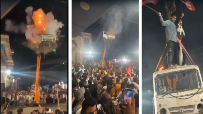 उज्जैन में मोहर्रम के जुलूस में 40 फीट ऊपर हवा में वैन लटकाकर विस्फोट कर उड़ाया, लिखा था ‘ले फिर आ गए’; वीडियो हुआ वायरल