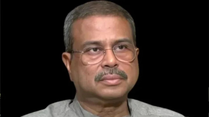 धर्मेंद्र प्रधान के इस्तीफे से खाली हुआ शिक्षा मंत्रालय, अब कौन बनेगा देश का नया शिक्षा मंत्री? पढ़िए विरोध से इस्तीफे तक की पूरी टाइमलाइन