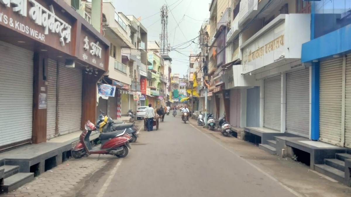 भोजशाला के मुद्दे पर आज धार जिला बंद का आह्वान, शहर से कस्बों तक नहीं खुली दुकानें
