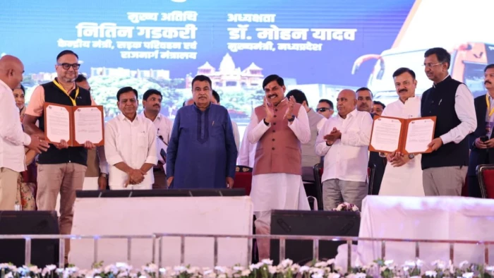 21 साल का इंतजार खत्म, MP को मिली 351 नई सरकारी बसें, नितिन गडकरी ने दिखाई हरी झंडी