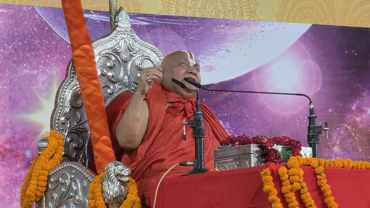 कथा व्यक्तिगत नहीं, माओवाद एवं आतंकवाद से मृत बलिदानियों की आत्माओं की शांति के लिए : रामभद्राचार्य