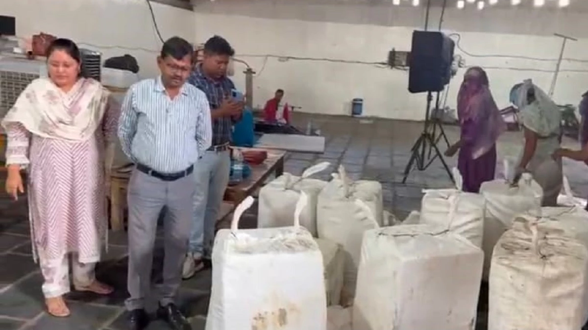 त्योहारी सीजन में खाद्य सुरक्षा विभाग की रायपुर में बड़ी कार्रवाई, 750 किलो नकली पनीर किया नष्ट