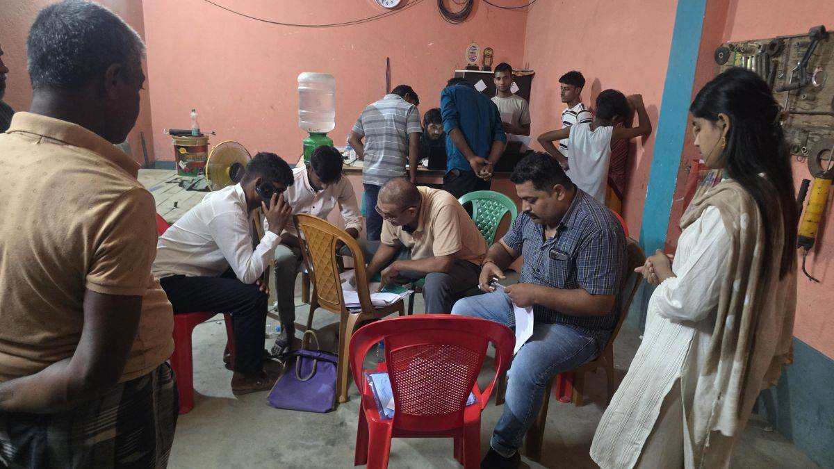 छत्तीसगढ़ में बांग्लादेशी घुसपैठ को लेकर स्पेशल अभियान,  32 हजार लोगों के खंगाले गए रिकॉर्ड्स;  250 से अधिक जांच के दायरे में
