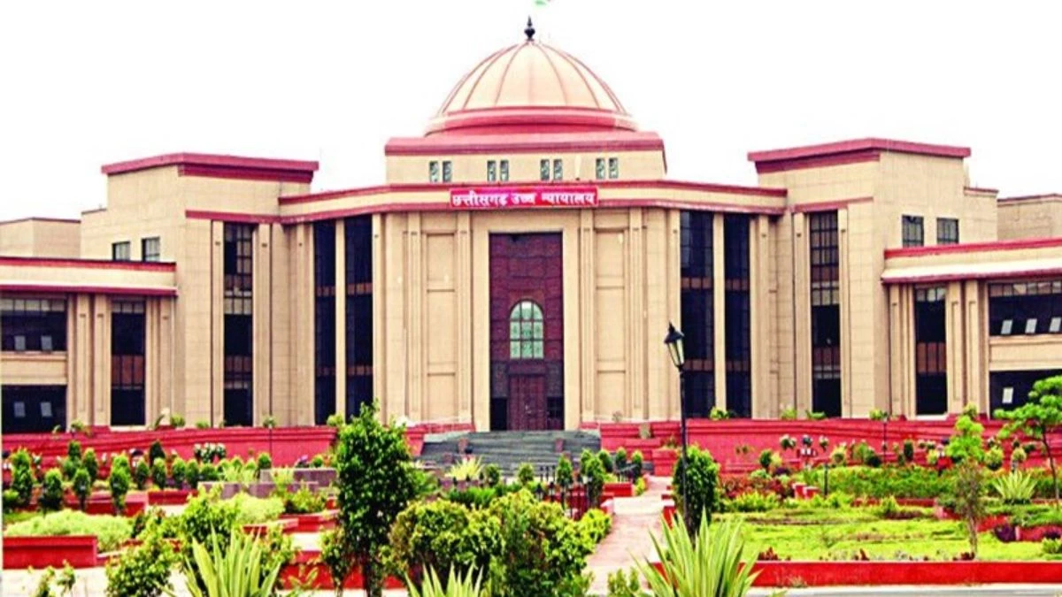 CG हाईकोर्ट का बड़ा फैसला, अविवाहित बेटी को भी मिलेगा भरण-पोषण और विवाह खर्च... पिता की अनिवार्य जिम्मेदारी