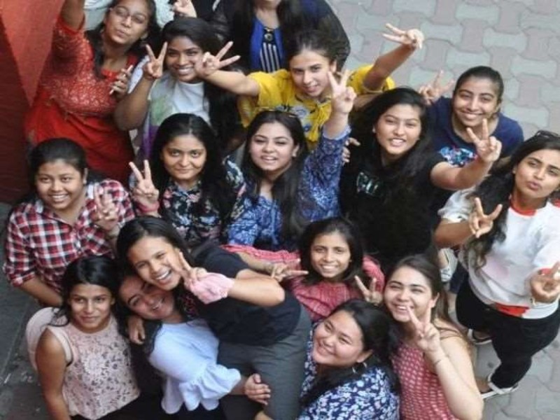 BSEB 12th Result 2021: बिहार बोर्ड में 12वीं के टॉपर्स की लिस्ट जारी,  कॉमर्स, सांइस और ऑर्ट्स तीनों स्ट्रीम में लड़कियों ने मारी बाजी - bseb 12th  result 2021 bihar ...