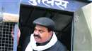 Atiq Ahmed News: साबरमती जेल पहुंची यूपी पुलिस, अतीक अहमद को सड़क के रास्ते प्रयागराज लाने की तैयारी