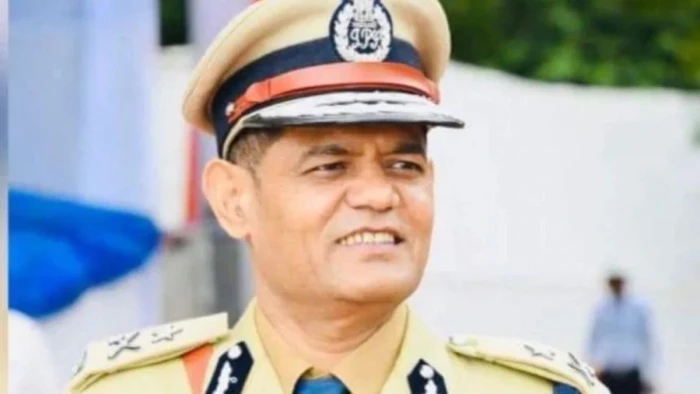 छत्तीसगढ़ के सीनियर IPS रतन लाल डांगी पर गिरी गाज, आपत्तिजनक फोटो वायरल होने के बाद निलंबित
