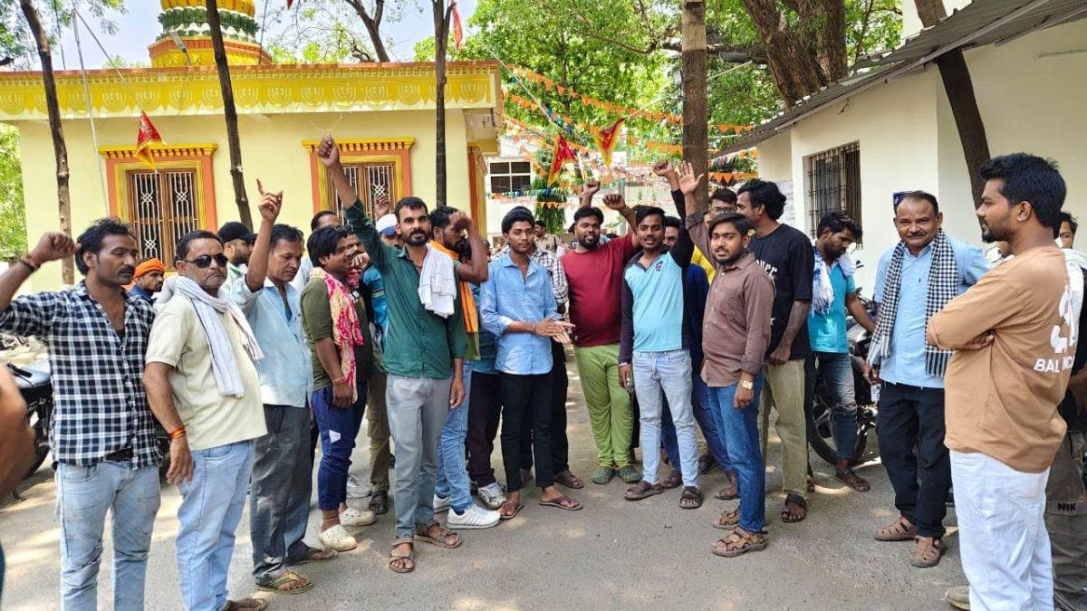 विदिशा में पार्षद प्रतिनिधि ने कचरा गाड़ी के चालक को पीटा, लात मारकर तोड़ा वाहन का कांच