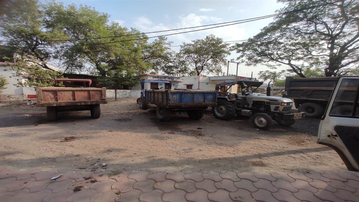 Janjgir Champa News : अवैध परिवहन करते 32 वाहन  जब्त