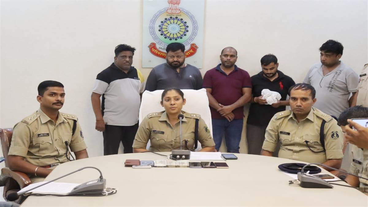 Ambikapur News  स्काई एक्सचेंज आनलाइन प्लेटफार्म की आइडी से सट्टा, पांच गिरफ्तार