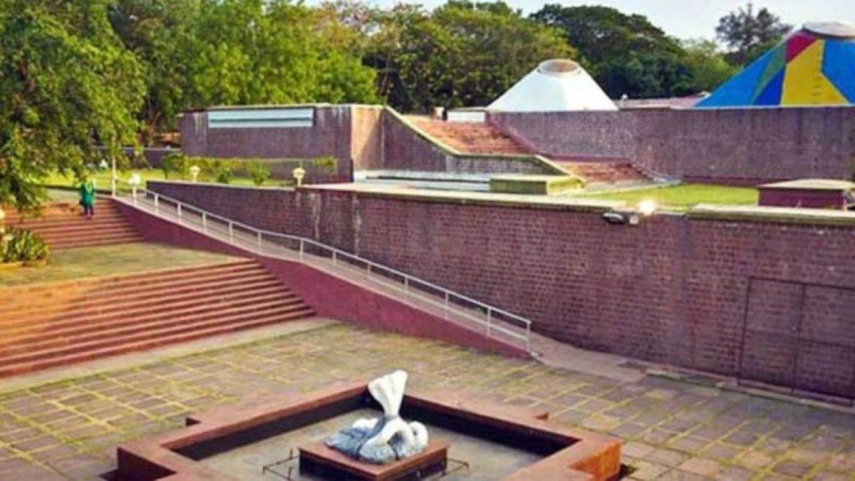 Bhopal News: प्रसिद्ध वास्‍तुकार चार्ल्‍स कोरिया द्वारा डिजाइन भारत भवन को मिलेगा नया आयाम