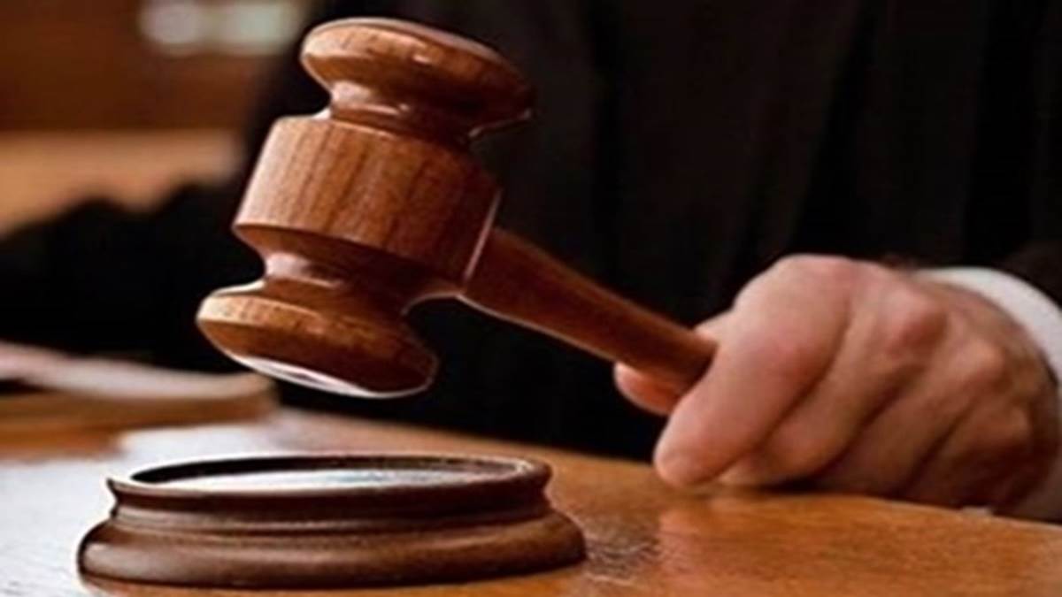 Indore Sessions Court: चरित्र शंका में पत्नी को जलाने वाले को आजीवन कारावास