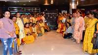 Indore News: हिंदू संस्कृति मंच की महिलाओं और युवतियों को षडयंत्र से बचने के लिए पहल