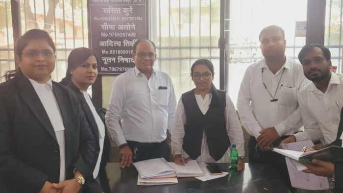 रायपुर में काला कोट पहनकर कोर्ट में घूमते मिले 40 फर्जी वकील, AIR अभियान के तहत कार्रवाई