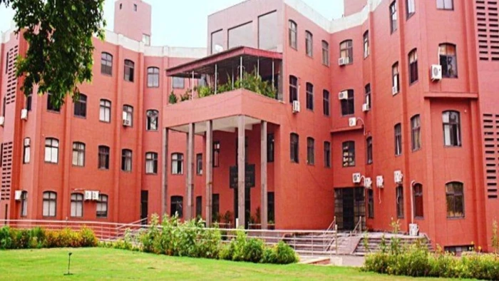 ग्वालियर में महंगा होगा पानी! नगर निगम की तैयारी, जल कर 389 रूपये प्रतिमाह करने और नया सीवर टैक्स लगाने का प्रस्ताव