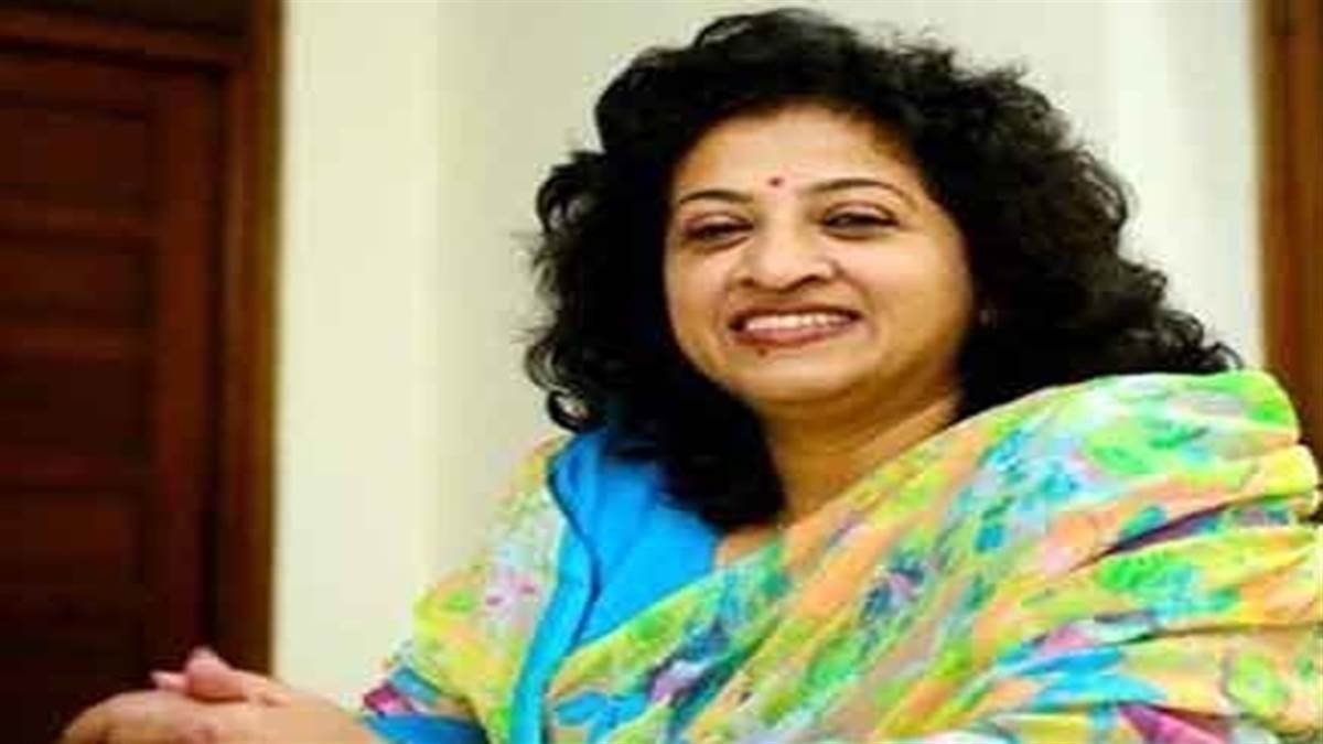 महिला कांग्रेस की पूर्व राष्ट्रीय अध्यक्ष शोभा ओझा ने अग्निपथ योजना को बताया युवाओं से विश्वासघात
