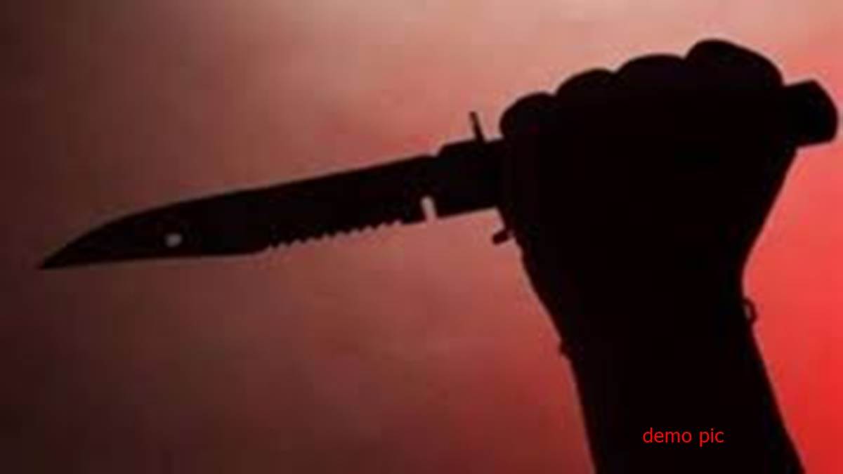Gwalior News: श‍िक्षका के घर आधी रात घुसा बदमाश, कान के पास किया चाकू से वार… सिरफिरे की तलाश में CCTV खंगाल रही पुलिस