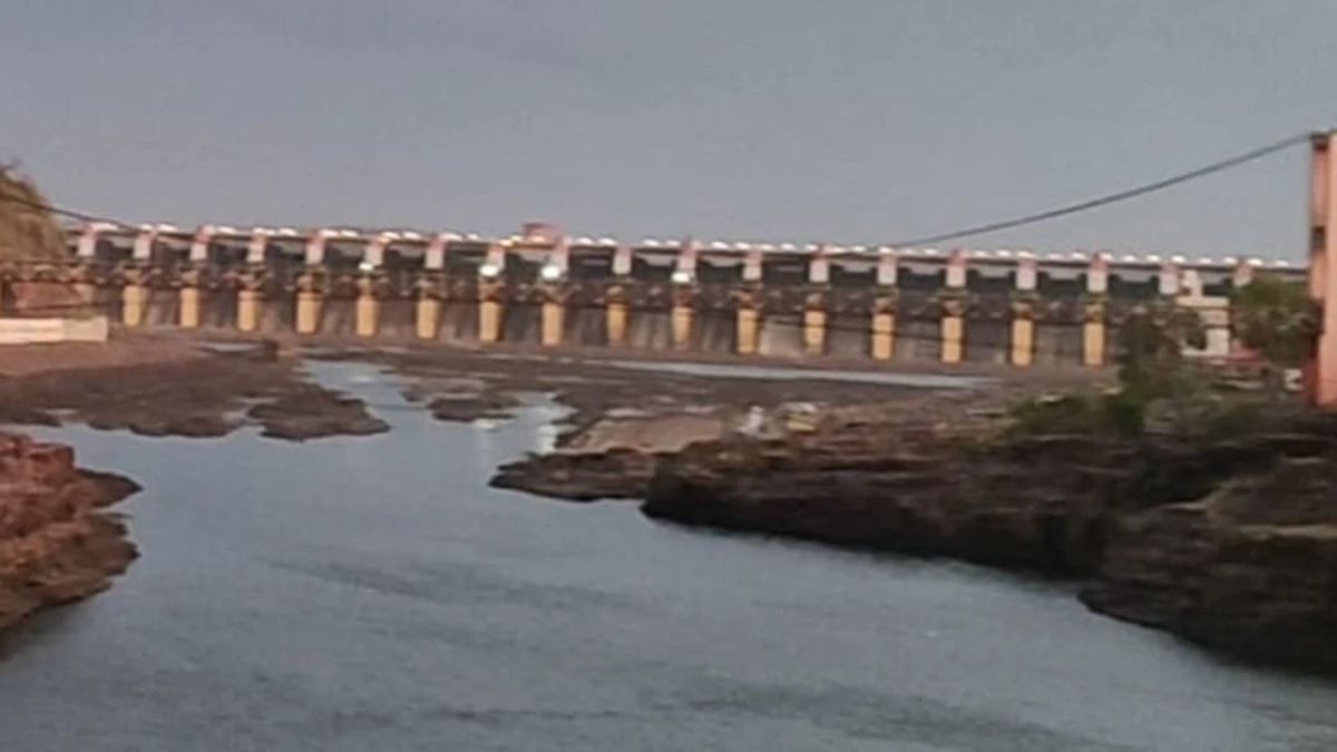 इंदिरा सागर और ओंकारेश्वर सागर बांध के रविवार को खुलेंगे गेट, निचले इलाकों में जारी किया अलर्ट