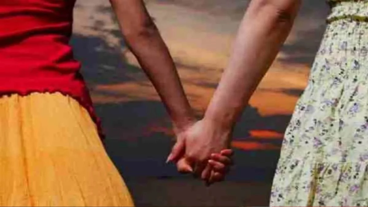 दो नाबालिग सहेलियों ने कर ली शादी, परिजनों ने धो दिया मांग का सिंदूर, रो-रोकर बुराहाल