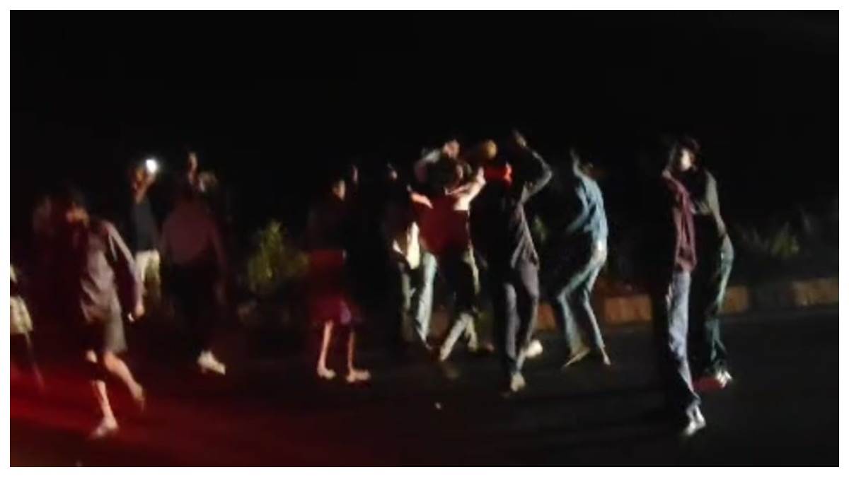 खून से लाल हुई कोरबा की सड़कें: 10 दिन में गई 8 लोगों की जान, नवलपुर हादसे के बाद मचे हंगामे का वीडियो वायरल