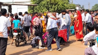 भिलाई के नंदौरी में बाहर से आई पांच महिलाओं पर बच्चा चोरी का आरोप, ग्रामीणों ने की मारपीट
