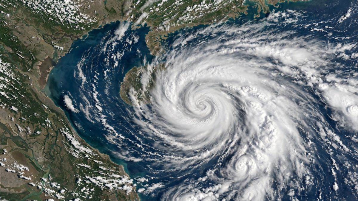CG Weather: साइक्लोन 'अर्नब' से बढ़ीं छत्तीसगढ़ के किसानों की मुसीबतें, आने वाली है तबाही? 28 अक्टूबर को भारी बारिश का अलर्ट