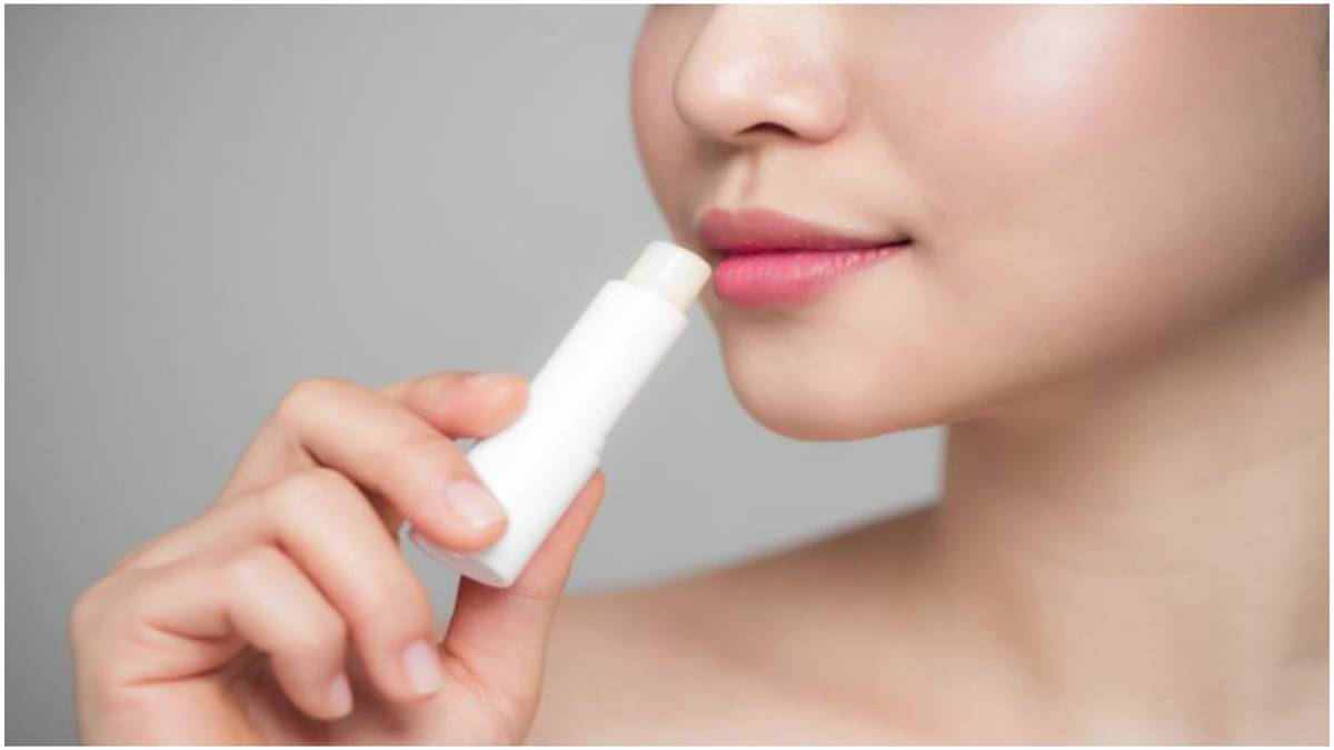 Lips Care Tips सर्दियों में होंठों की सॉफ्टनेस के लिए करें ये घरेलू
